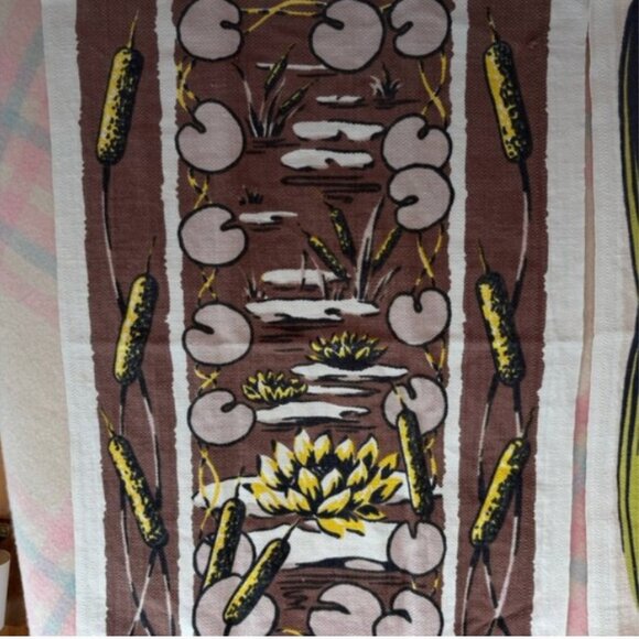 Lot of 2 Vintage Nature Themed Hand Towels - Picture 3 of 14